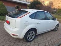 Usata Ford Focus 109 CV (80 kW) 2011 Bianco Berlina