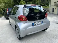 Begagnad Toyota Aygo 68 HK (50 kW) 2007 Grå Halvkombi