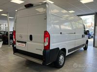 Usata Opel Movano 140 CV (102 kW) 2023 Bianco Furgone