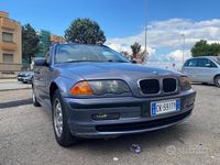 Usata BMW 320 Efficient Dynamics 136 CV (100 kW) 2001 Blu Station wagon
