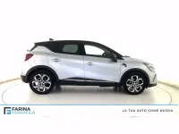 Usado Renault Captur Techno 143 CV (105 kW) 2022 Gris SUV