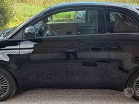 Usata Fiat 500e 86 kW (118 CV) 2024 Nero Berlina