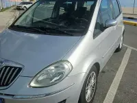 Usata Lancia Musa 90 CV (66 kW) 2007 Grigio Monovolume