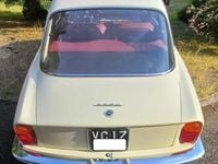 Usata Alfa Romeo 2600 Sprint 144 CV (105 kW) 1963 Beige