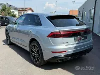 Usata Audi Q8 S-Line 286 CV (210 kW) 2025 Grigio SUV