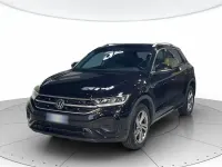Usata VW T-Roc R-line 110 CV (80 kW) 2023 Nero SUV