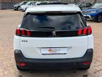 Usata Peugeot 5008 Business-Line 120 CV (88 kW) 2018 Bianco Monovolume