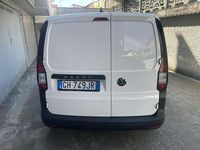 Usata VW Caddy 102 CV (75 kW) 2022 Bianco Monovolume