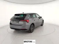 Usata Skoda Scala Style 116 CV (85 kW) 2024 Grigio metallizzato Utilitaria