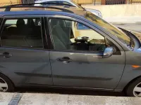 Begagnad Ford Focus Zetec 101 HK (74 kW) 2004 Grå Kombi