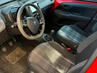 Usata Peugeot 108 Active 72 CV (52 kW) 2018 Rosso Berlina