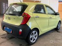 Usata Kia Picanto 67 CV (49 kW) 2014 Giallo Utilitaria