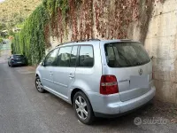 Usata VW Touran 140 CV (102 kW) 2006 Grigio Monovolume