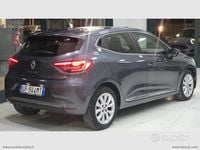 Usata Renault Clio V Intens 101 CV (74 kW) 2021 Grigio Berlina