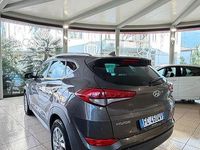 Usata Hyundai Tucson Xpossible 115 CV (84 kW) 2016 Grigio SUV