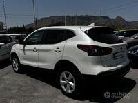 Usata Nissan Qashqai Acenta 110 CV (80 kW) 2017 Bianco SUV