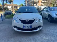Usata Lancia Ypsilon Gold 69 CV (50 kW) 2016 Avorio chic Utilitaria