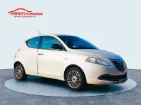 Usata Lancia Ypsilon Gold 95 CV (69 kW) 2013 Bianco Utilitaria
