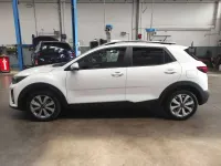 Usata Kia Stonic Style 82 CV (60 kW) 2023 Bianco SUV