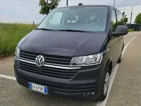 Begagnad VW Caravelle Trendline 150 HK (110 kW) 2023 Svart Van