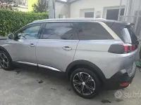Usata Peugeot 5008 GT-line 131 CV (96 kW) 2018 Grigio SUV