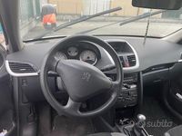Usata Peugeot 207 75 CV (55 kW) 2008 Grigio Utilitaria