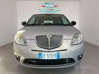 Usata Lancia Ypsilon 69 CV (50 kW) 2011 Oro Utilitaria