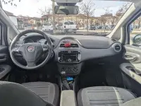 Usata Fiat Grande Punto Active 77 CV (56 kW) 2010 Utilitaria