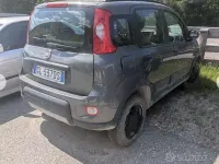 Usata Fiat Panda Cross Cross 84 CV (61 kW) 2022 Grigio scuro Utilitaria