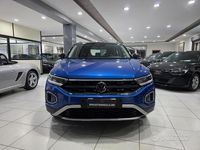 Usata VW T-Roc Life 116 CV (85 kW) 2023 Blu SUV