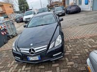 Usata Mercedes E220 170 CV (125 kW) 2012 Nero Coupé