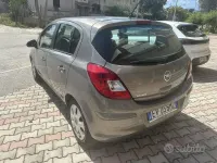 Usata Opel Corsa 85 CV (62 kW) 2011 Nero Utilitaria