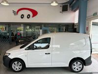 Usata VW Caddy 122 CV (89 kW) 2023 Bianco Monovolume