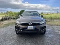 Usata VW Touareg Executive 245 CV (180 kW) 2011 Marrone SUV