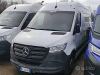 Usata Mercedes E-Sprinter 85 kW (116 CV) 2022 Bianco Furgone