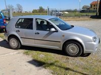 Usata VW Golf III Highline 101 CV (74 kW) 1998 Argento Berlina