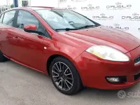Usata Fiat Bravo Emotion 120 CV (88 kW) 2007 Rosso Utilitaria