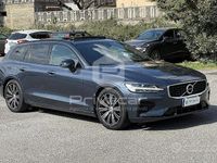Usata Volvo V60 R-Design 200 CV (147 kW) 2019 Blu Station wagon