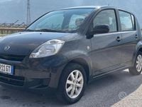 Usata Daihatsu Sirion 91 CV (66 kW) 2011 Nero Utilitaria