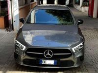 Usata Mercedes A180 Edition 116 CV (85 kW) 2019 Grigio Berlina