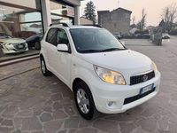 Usata Daihatsu Terios 102 CV (75 kW) 2011 Bianco SUV