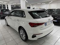 Begagnad Audi A3 Business 116 HK (85 kW) 2021 Vit Sedan
