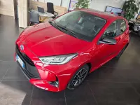 Usata Toyota Yaris Hybrid Trend 92 CV (67 kW) 2023 Emotional red pearl Berlina