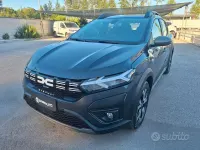 Usata Dacia Sandero Expression 91 CV (66 kW) 2023 Grigio Berlina