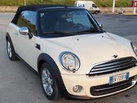 Usata Mini Cooper Cabriolet 122 CV (89 kW) 2012 Bianco Cabrio