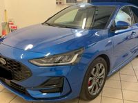 Usata Ford Focus ST-Line 125 CV (91 kW) 2022 Blu/azzurro Berlina