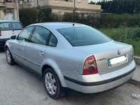 Usata VW Passat 130 CV (95 kW) 2001 Marrone Berlina