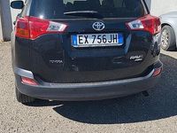 Usata Toyota RAV4 Active 124 CV (91 kW) 2014 Nero Berlina
