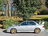 Usata Subaru Impreza 280 CV (205 kW) 1999 Argento Berlina
