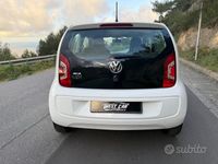 Usata VW up! high up! 75 CV (55 kW) 2015 Bianco Utilitaria
